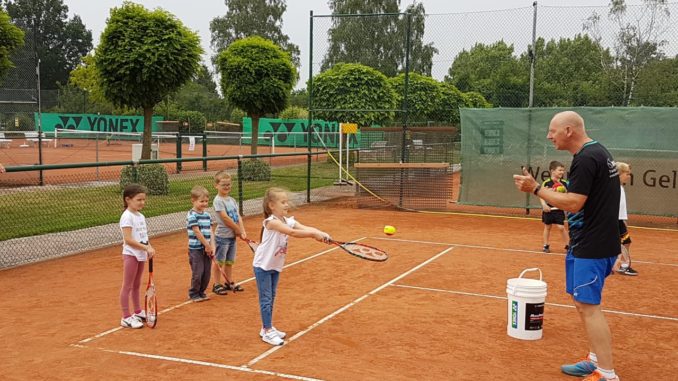 Stewwert spielt Tennis 2018